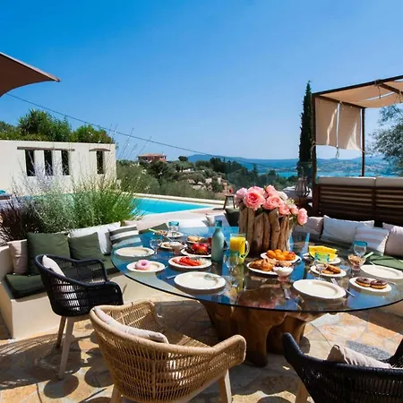 Pandora Katouna By Villa Lygia (Lefkada)